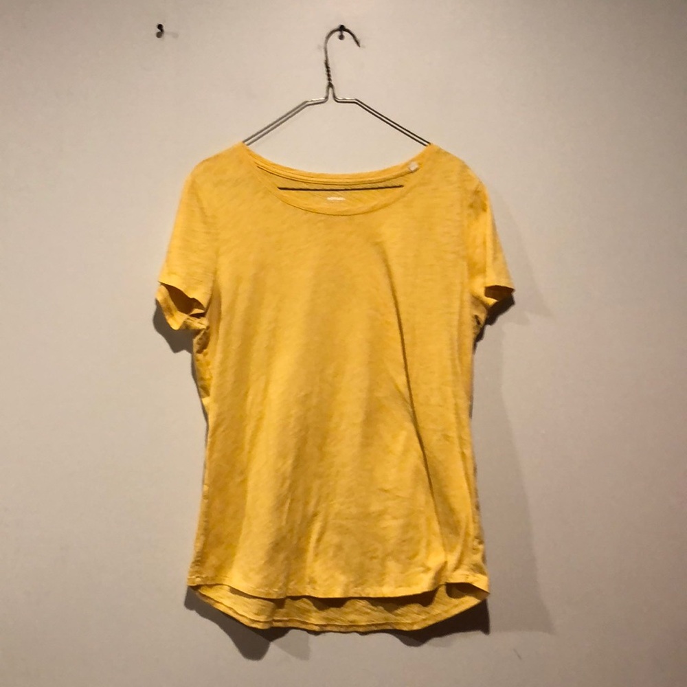 Sonoma The Everyday Tee Gold Short Sleeve Top